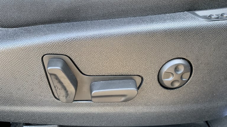 2020 Peugeot 3008 1.6 13.2kWh GT SUV 5dr Petrol Plug-in Hybrid e-EAT 4WD Euro 6 (s/s) (300 ps SUV...