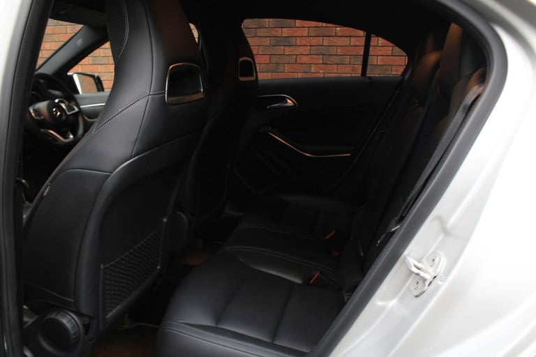 2016 Mercedes-Benz A-Class 1.6 A200 AMG Line (Premium) 7G-DCT Euro 6 (s/s) 5dr HATCHBACK Petrol A...