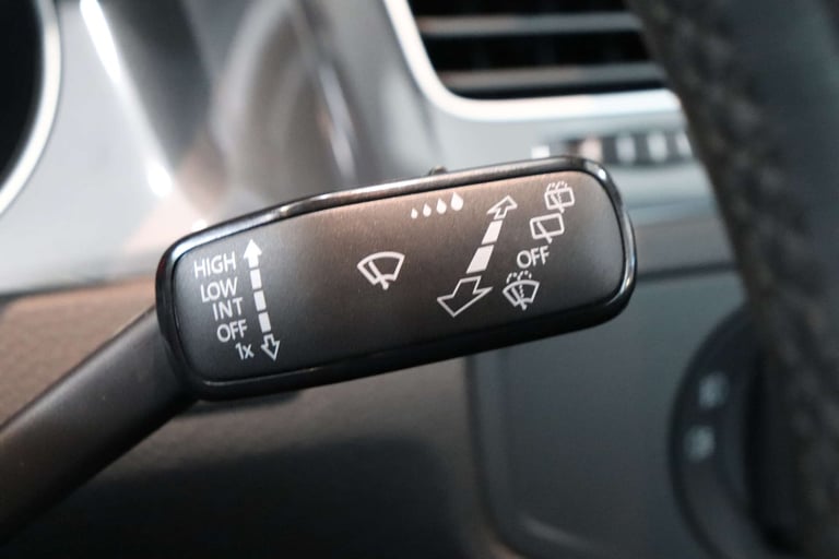 2019 Volkswagen Golf 1.6 Golf Match TDI Semi-Auto 5dr Estate Diesel Automatic