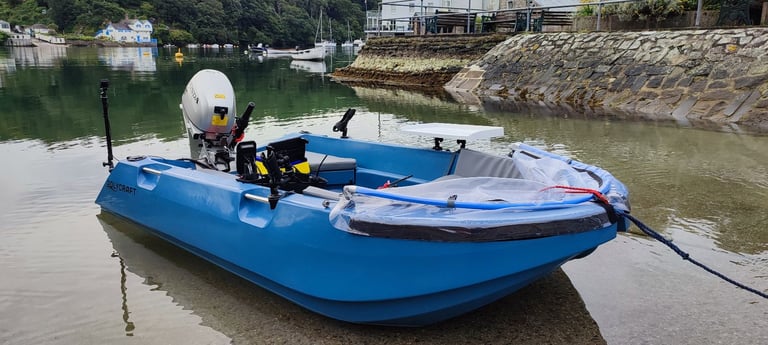 Polycraft Tuffy 300 2024 with Tohatsu 9.8hp 4 stroke 2025 and Extreme trailer