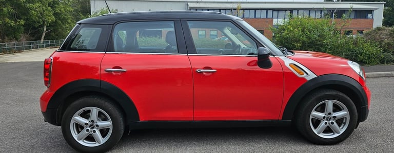 2011 MINI Countryman 1.6 Cooper 5dr HATCHBACK Petrol Manual