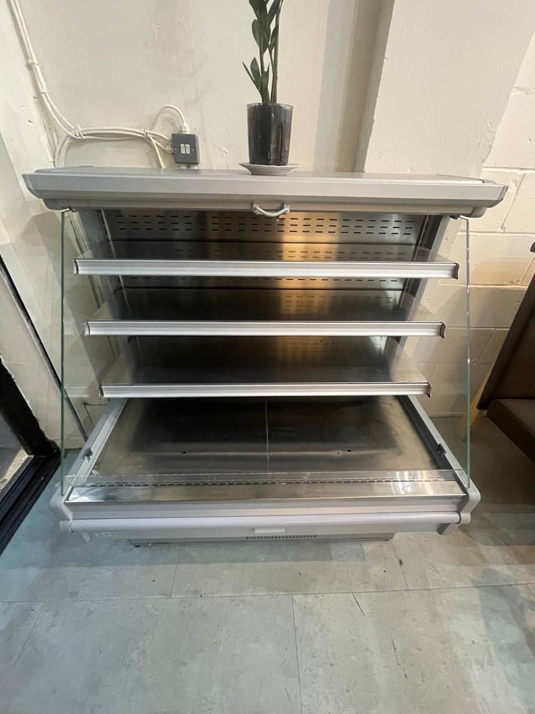 Commercial display fridge for cafe or restaurant 