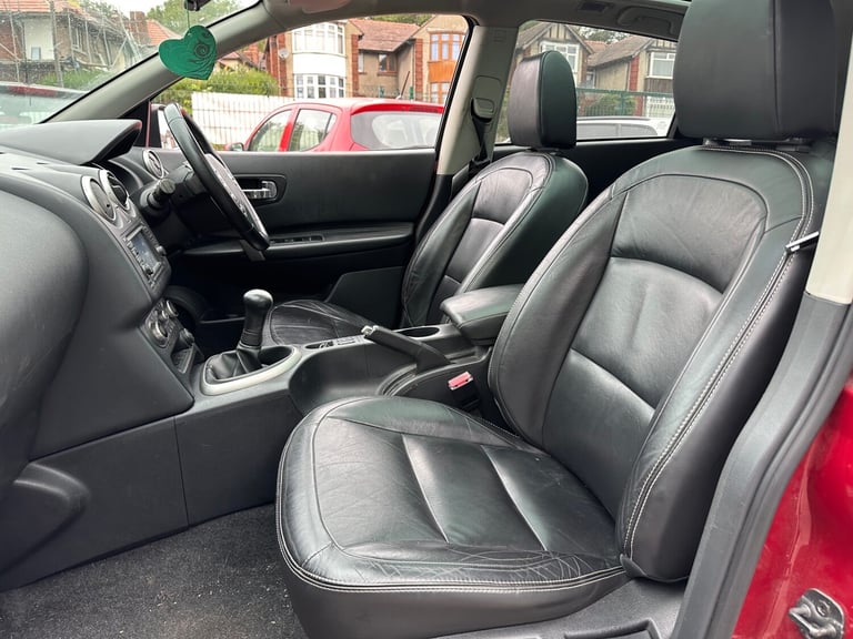 2011 Nissan Qashqai 1.6 [117] Tekna 5dr HATCHBACK Petrol Manual