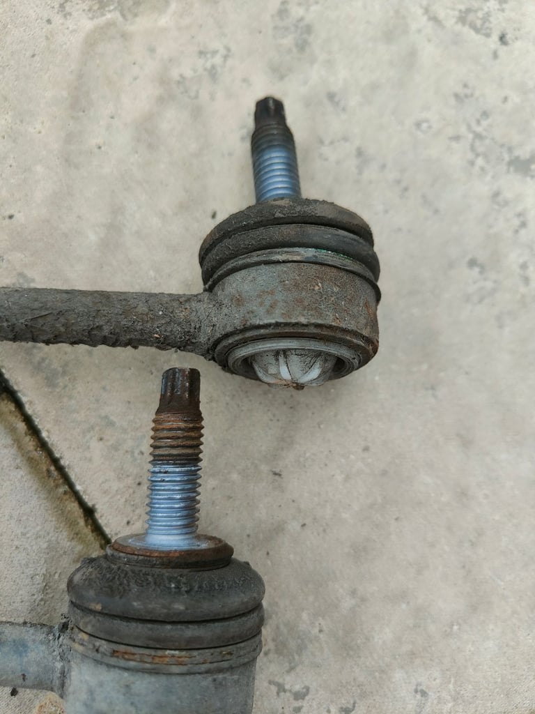 Citroen C4 Picasso MK2 2014 shock absorber 