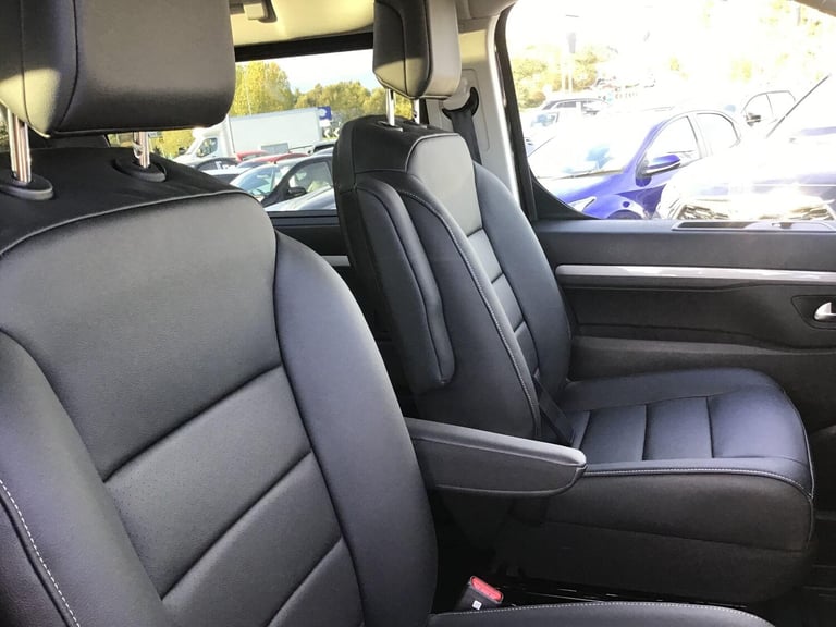 2025 Toyota PROACE CITY Verso 100kW Design Premium L2 75kWh 5dr Auto MPV ELECTRIC Automatic
