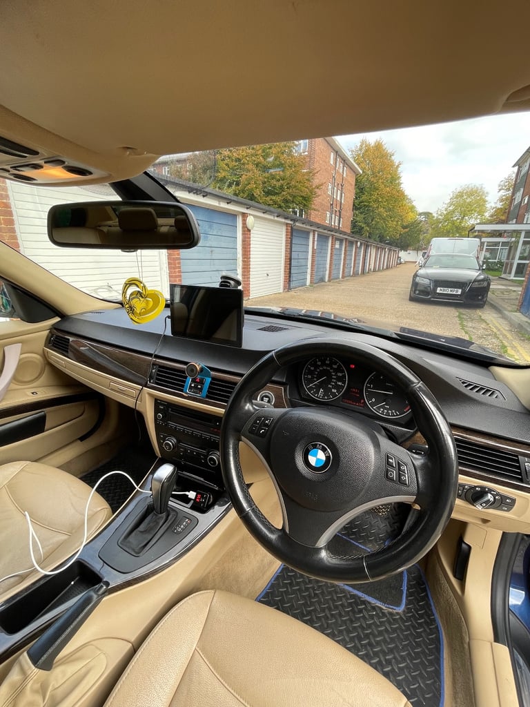 BMW, 3 SERIES, Saloon, 2011, Semi-Auto, 1995 (cc), 4 doors
