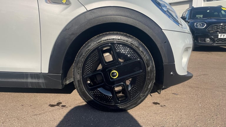 2020 MINI Hatchback Electric 135kW Cooper S Level 3 33kWh 3dr Auto Hatchback Electric Automatic
