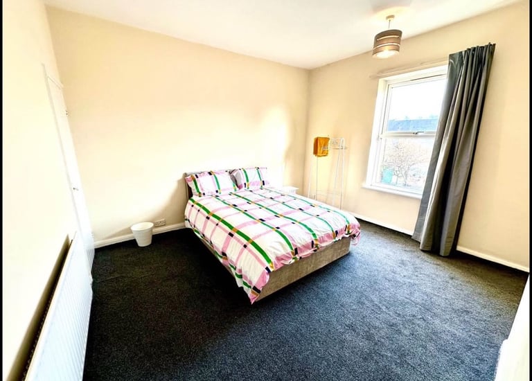 Kingsize rooms for rent