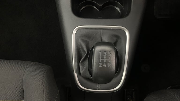 2024 Citroen C3 1.2 PureTech PLUS Hatchback 5dr Petrol Manual Euro 6 (s/s) (83 ps) Hatchback Petr...