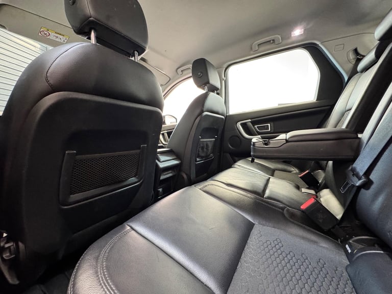 2017 Land Rover Discovery Sport 2.0 TD4 SE 4WD Euro 6 (s/s) 5dr (5 Seat) ESTATE Diesel Manual