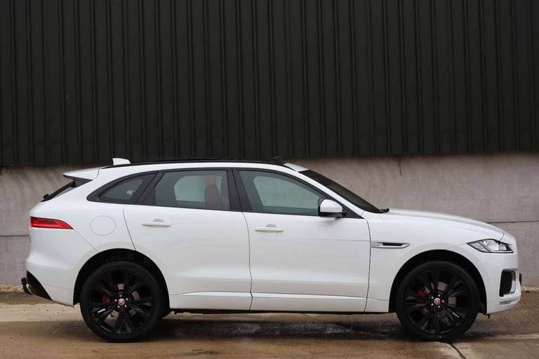 2017 Jaguar F-Pace 3.0d V6 S 5dr Auto AWD ESTATE DIESEL Automatic