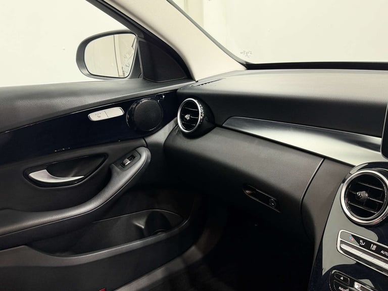 2017 Mercedes-Benz C Class 2.0 C 200 SE Executive Edition Auto 4dr Saloon Petrol Automatic