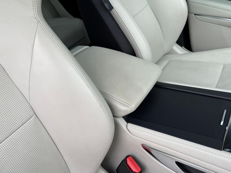 2023 Jaguar F-Pace 2.0 D200 R-Dynamic HSE Black 5dr Auto AWD ESTATE DIESEL Automatic