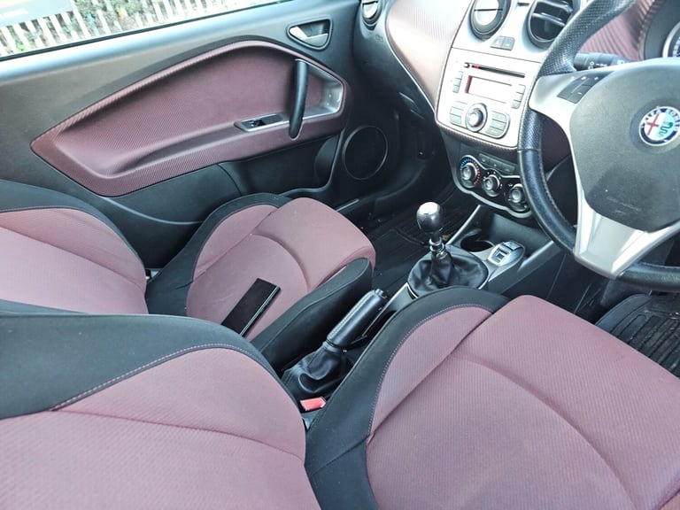 2010 Alfa Romeo MiTo 1.4 16V Lusso 3dr HATCHBACK Petrol Manual - Image 10