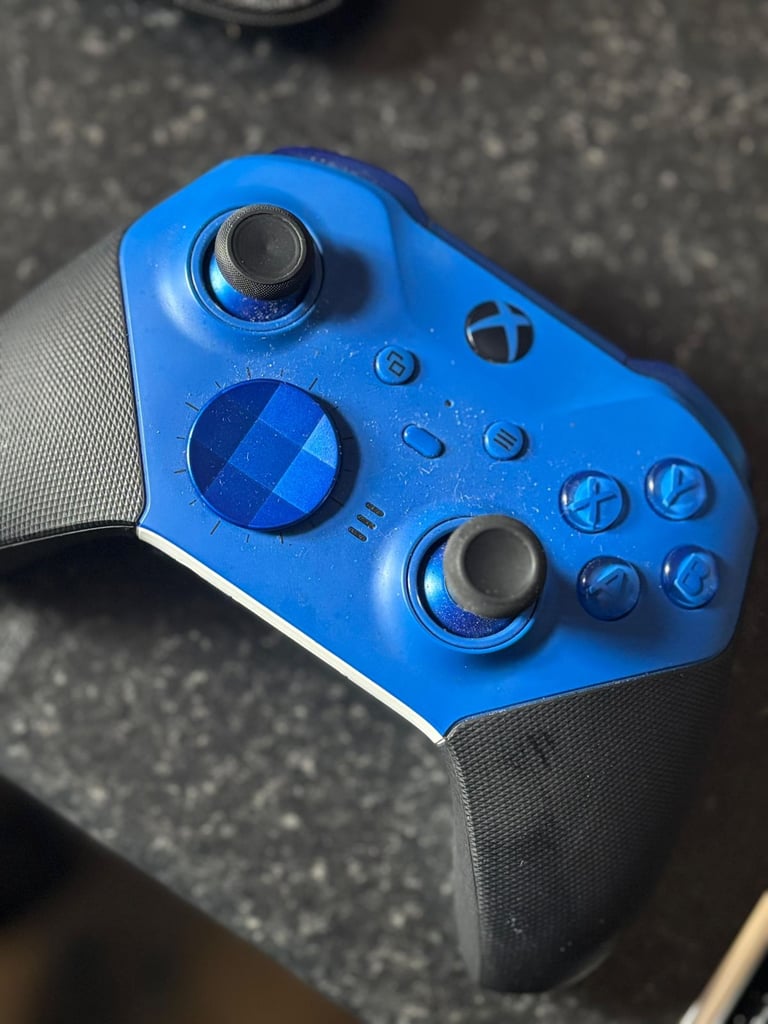 Xbox series s 512gb + series 2 elite controller 