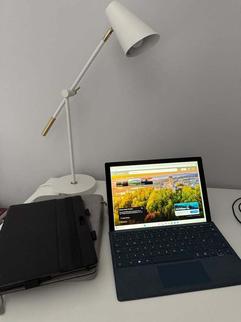 image for Microsoft Surface Pro 6 – i5 / 8GB / 256GB SSD 