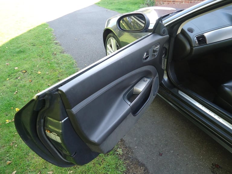 Jaguar XKR