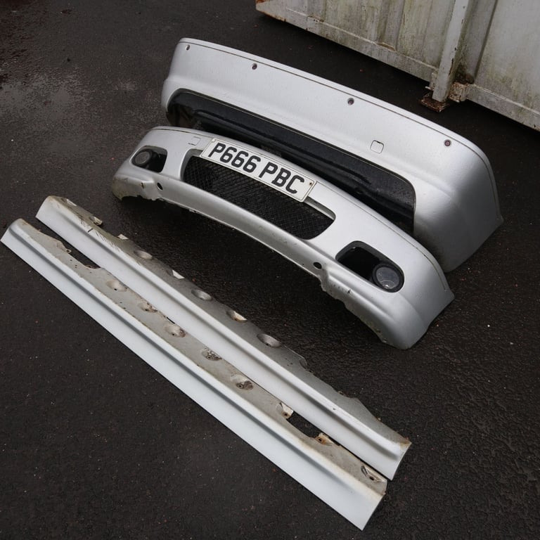 BMW E46 COUPE CABRIO M SPORT BODY KIT BUMPERS SIDESKIRTS TITAN SILVER