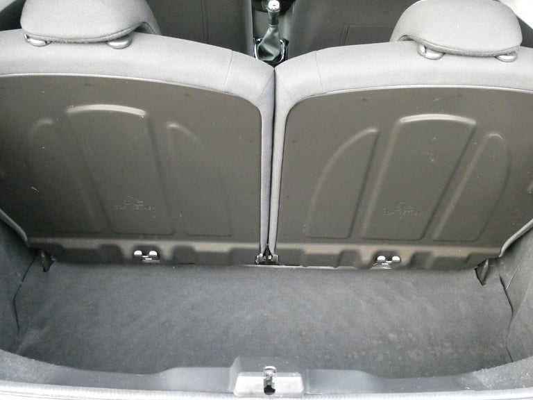 1.2 PureTech Allure 3dr £20 TAX +6 SERVICE +BTOOTH +CRUISE +REV CAMERA*