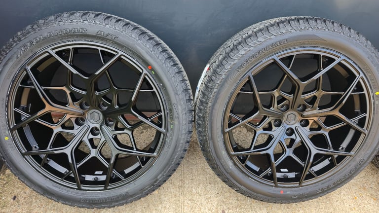 Genuine Urban UC5 Defender L663 22" Alloy Wheels Land Rover UC-5 Yokohama