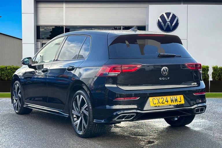 2024 Volkswagen Golf 1.5 eTSI 150 R-Line 5dr DSG Ã¢Â­ÂSunroof, Winter Pack, 18 Bergamo Alloys Ã ...