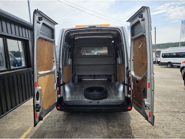 2017 Renault Master MM35 BUSINESS PLUS ENERGY DCI CRC Van/side windows Diesel Manual