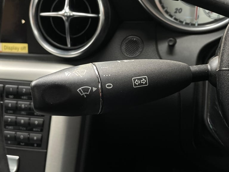  Mercedes-Benz SLK 3.5 SLK350 BlueEfficiency AMG Sport Edition 125 G-Tronic+ Euro 5 (s/s) 2dr Pet...