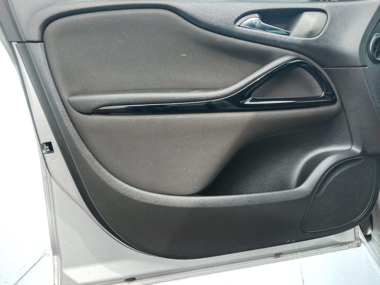 2014 Vauxhall Zafira Tourer 2.0 CDTi SRi Auto Euro 5 5dr Diesel