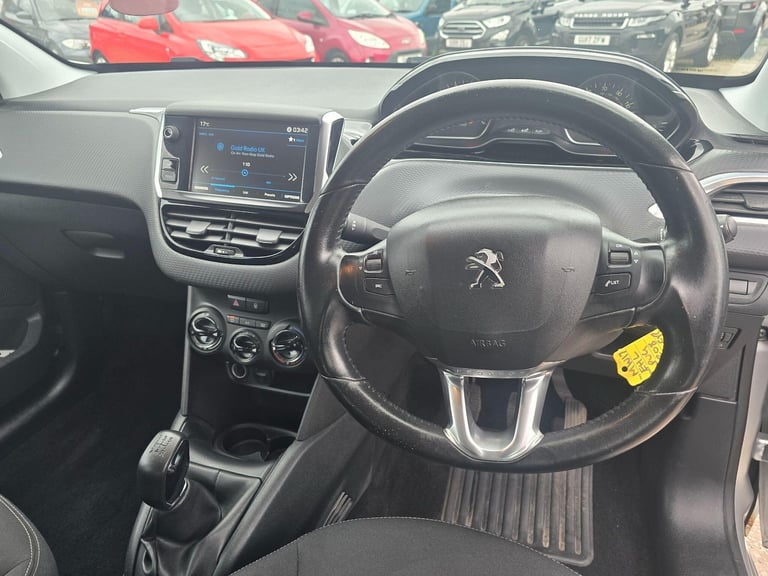 2017 Peugeot 208 1.2 PureTech Active Euro 6 5dr HATCHBACK Petrol Manual