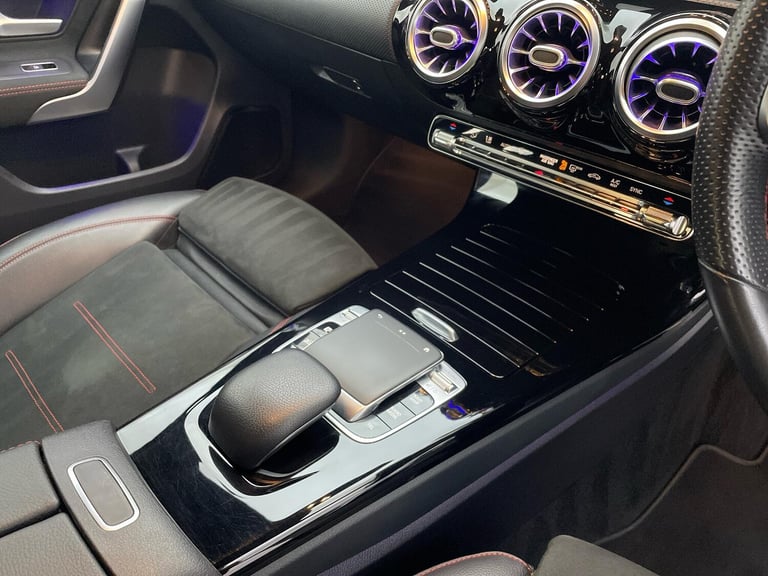 2019 Mercedes-Benz A-Class 2.0 A220 AMG Line (Premium Plus) Hatchback 5dr Petrol 7G-DCT 4MATIC Eu...