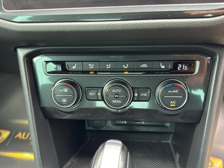 2017 Volkswagen Tiguan 2.0 TDi 150 4Motion SE Nav 5dr DSG ESTATE DIESEL Automatic