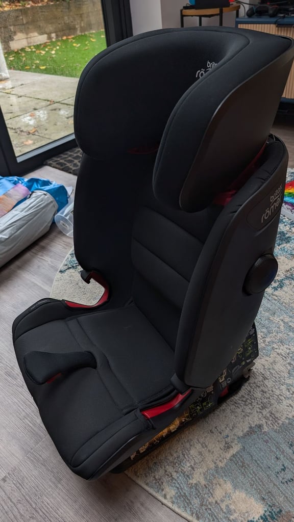 image for Britax Römer ADVANSAFIX IV R Car Seat Group 1/2/3