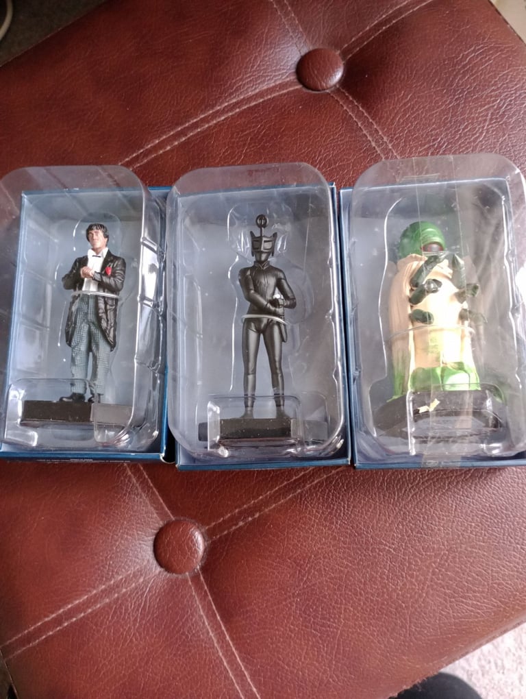 DOCTOR WHO COLLECTABLES.