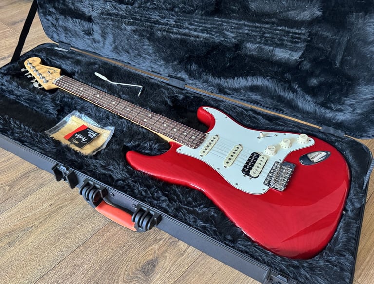 Fender GC USA Stratocaster Pro HSS – Crimson Red Transparent - Trades