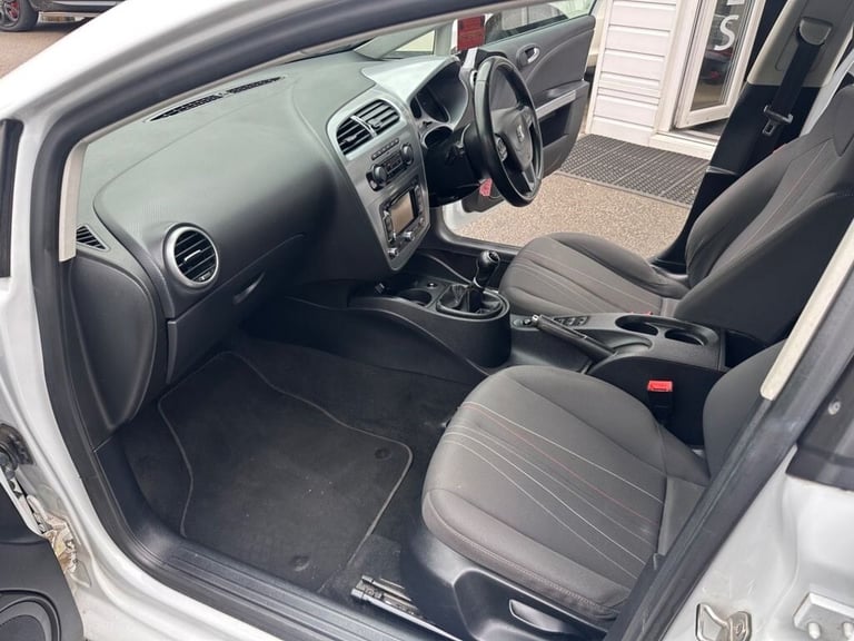 2012 SEAT Leon 1.2 TSI SE Copa Hatchback 5dr Petrol Manual Euro 5 (s/s) (105 ps) Hatchback Petrol...