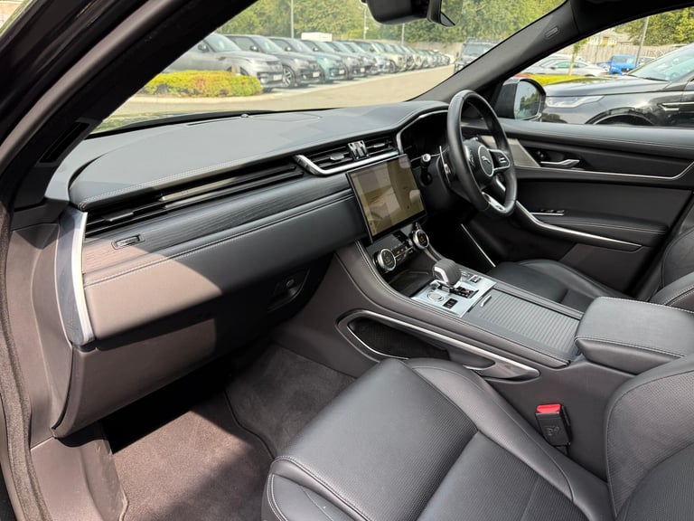 2022 Jaguar F-Pace 2.0 D200 MHEV R-Dynamic Black SUV 5dr Diesel Auto AWD Euro 6 (s/s) (204 ps) ES...
