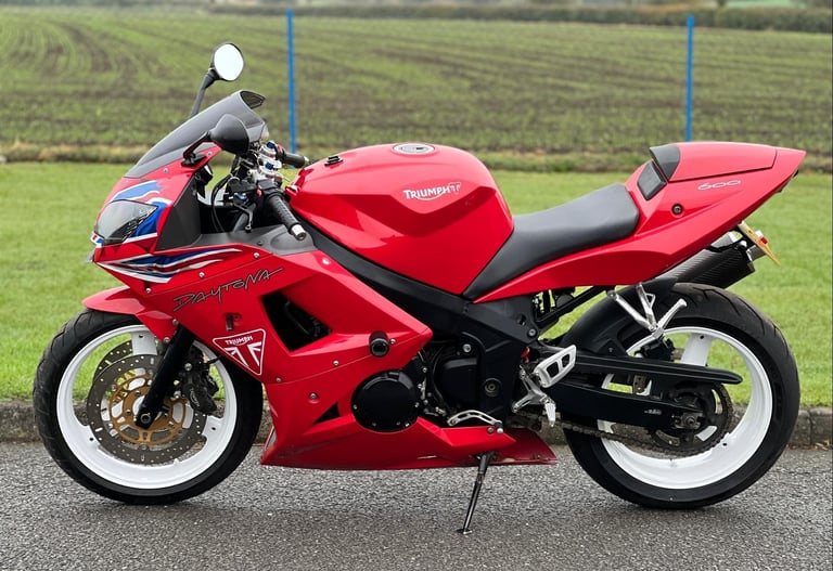 2005 Triumph Daytona 600 Sports bike - Project Non runner - Fast Delivery