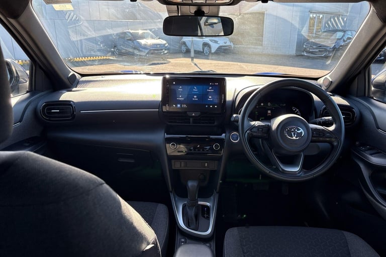 2022 Toyota Yaris 1.5 Hybrid Design 5dr CVT Estate Hybrid Automatic