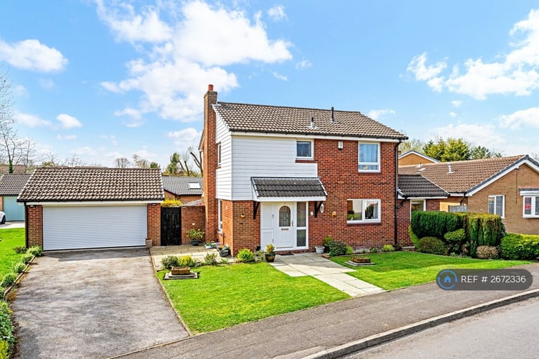 4 bedroom house in Elmridge, Leigh, WN7 (4 bed) (#2672336)