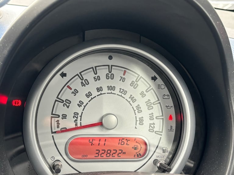 2010 Vauxhall Agila 1.2 16V Design 5dr Low Miles fsh HATCHBACK Petrol Manual