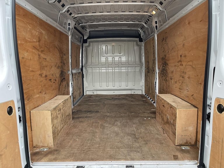 2022 Peugeot Boxer 2.2 BlueHDi 335 Professional L3 H2 Euro 6 (s/s) 5dr PANEL VAN Diesel Manual