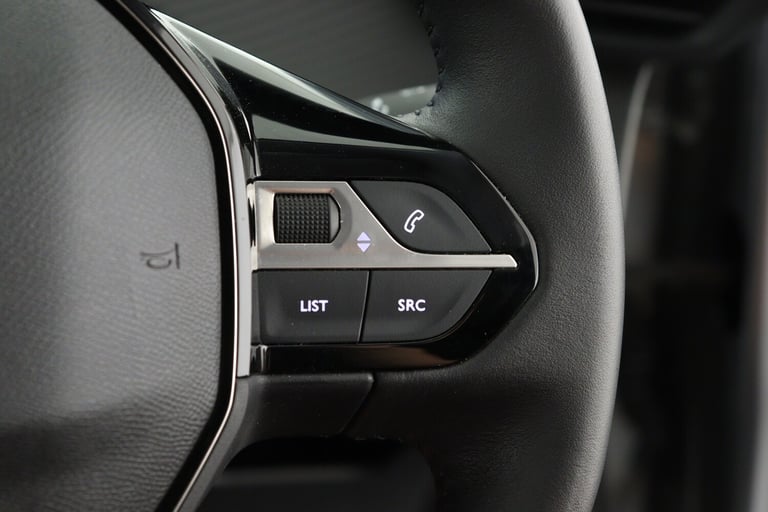 2024 Peugeot 208 1.2 PureTech 100 Allure 5dr Hatchback Petrol Manual