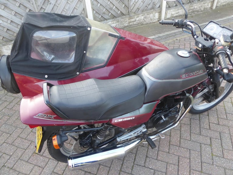 HONDA CB 450 SIDECAR OUT FIT SQUIRE SIDECAR HAD IT STARTS NEEDS A GOOD SERVICE