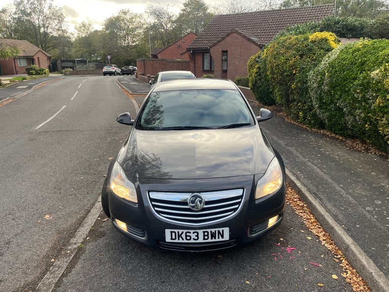 VAUXHALL INSIGNIA SRI AUTOMATIC NEW MOT PORTSMOUTH 