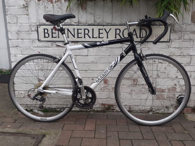 Muddyfox Blade (54cm) road & tarmac bike in excellent condition | in  Battersea, London | Gumtree