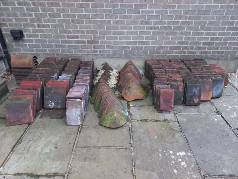 500 reclaimed clay roof tiles and 110 fittings