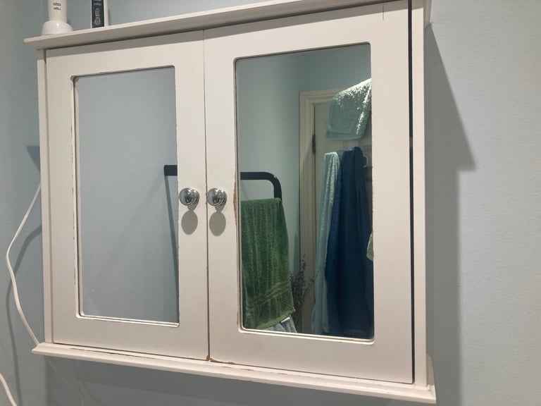 FREE Bathroom suite 