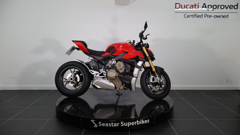 DUCATI STREETFIGHTER V4 S - 2020 - 14100 MILES