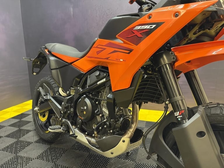 KTM 390 ADVENTURE X, 2025 low miles
