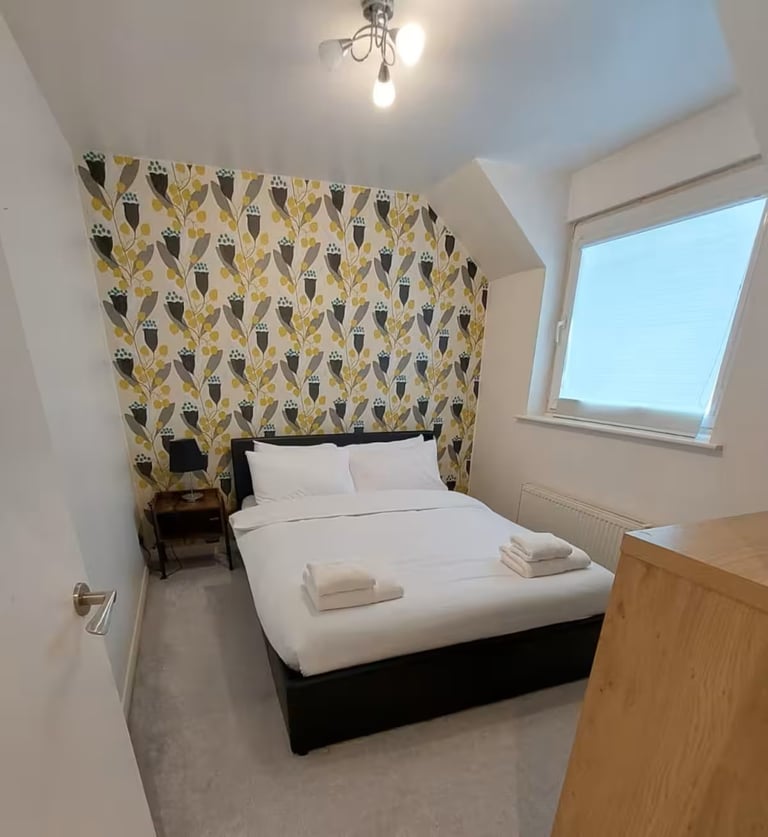 2 bedroom house in St. Michaels Close, London, E16